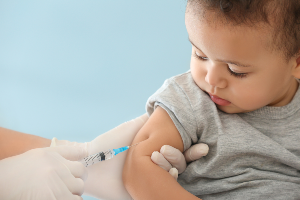 ¿Cómo Vacunar a Los Niños?
